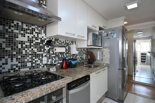 Cozinha de apartamento à venda com 2 quartos, 85m² em Morumbi, São Paulo
