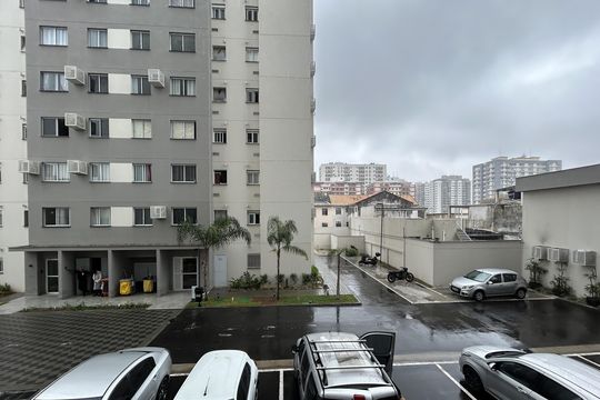 Vista do Quarto 2 de apartamento para alugar com 2 quartos, 33m² em Todos Os Santos, Rio de Janeiro