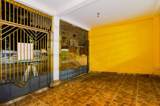 Garagem - Casa 2 de casa à venda com 6 quartos, 257m² em Jardim Almeida Prado, Guarulhos