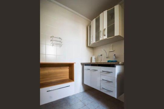 Cozinha de kitnet/studio à venda com 1 quarto, 46m² em Centro, Campinas