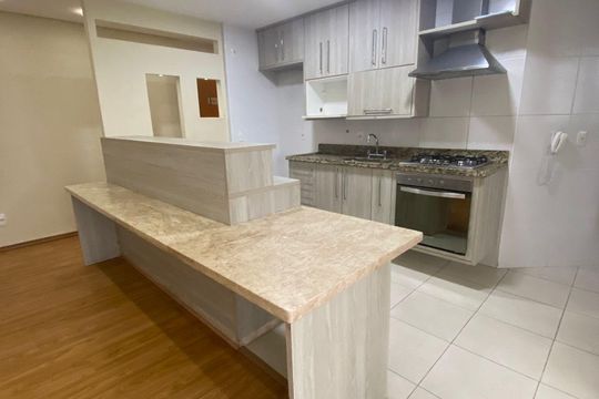 Cozinha de apartamento para alugar com 3 quartos, 94m² em Tamboré, Santana de Parnaíba