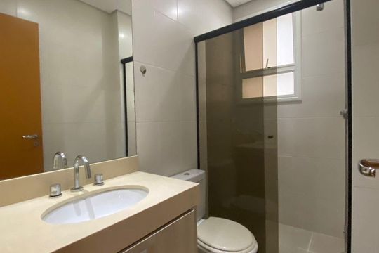 Banheiro de apartamento para alugar com 3 quartos, 94m² em Tamboré, Santana de Parnaíba
