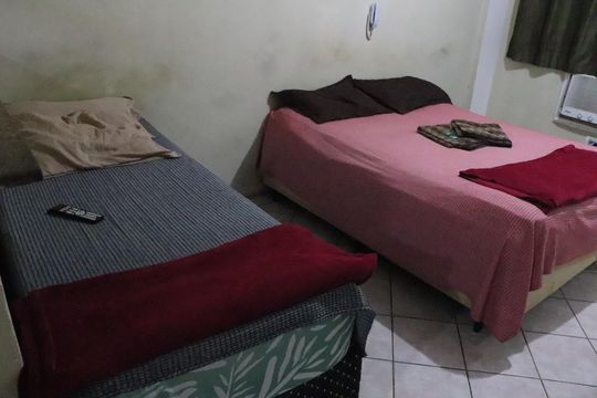Quarto/sala de apartamento para alugar com 1 quarto, 30m² em Centro, Campos dos Goytacazes