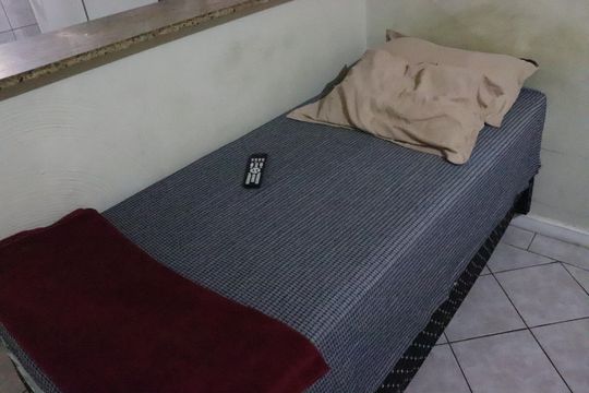 Quarto/sala de apartamento para alugar com 1 quarto, 30m² em Centro, Campos dos Goytacazes