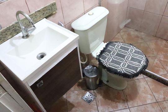 Banheiro de apartamento para alugar com 1 quarto, 30m² em Centro, Campos dos Goytacazes