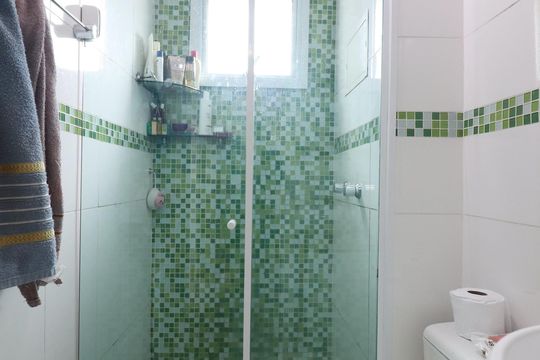Banheiro de apartamento à venda com 3 quartos, 63m² em Nova Petrópolis, São Bernardo do Campo
