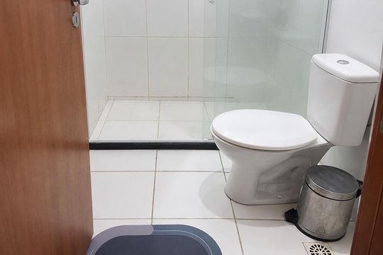 Banheiro de apartamento para alugar com 2 quartos, 48m² em Novo Jockey, Campos dos Goytacazes