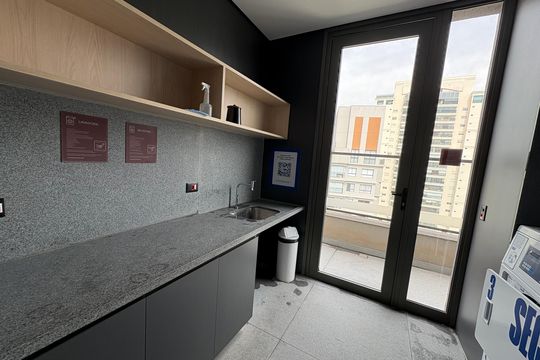 Área externa de kitnet/studio para alugar com 1 quarto, 35m² em Cidade Monções, São Paulo
