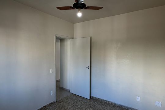 Quarto 2 de apartamento para alugar com 2 quartos, 60m² em Centro, São Vicente