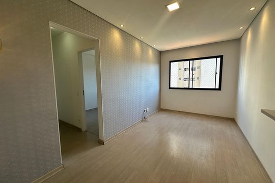 Sala de apartamento à venda com 2 quartos, 53m² em Jardim Belval, Barueri