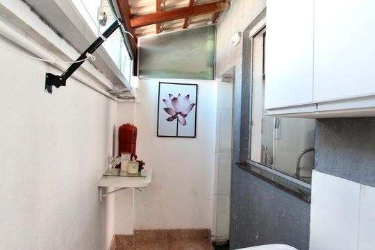 Cozinha e Área de Serviço de casa de condomínio à venda com 2 quartos, 80m² em Novo Progresso, Belo Horizonte