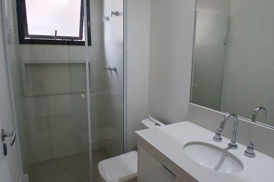 Banheiro 2 de apartamento para alugar com 3 quartos, 77m² em Swiss Park, Campinas