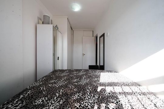 Quarto 2 de apartamento à venda com 2 quartos, 50m² em Vila Euthalia, São Paulo