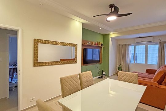 Apartamento para alugar com 3 quartos, 130m² em Gonzaga, Santos