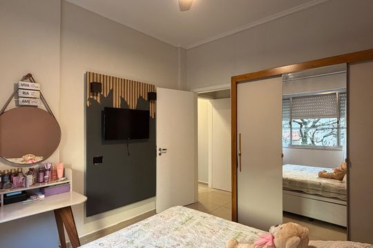 Quarto 1 de apartamento para alugar com 3 quartos, 130m² em Gonzaga, Santos