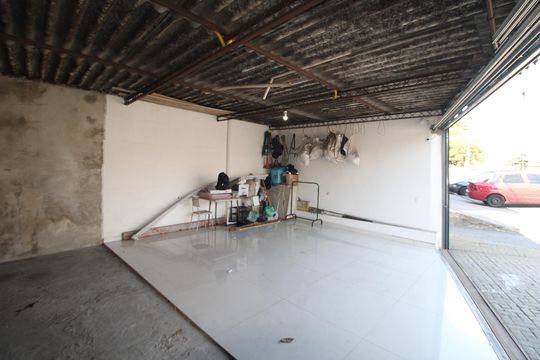 Garagem de casa para alugar com 4 quartos, 150m² em Imirim, São Paulo