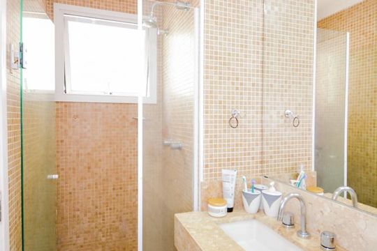 Banheiro da Suíte de apartamento à venda com 3 quartos, 92m² em Gopouva, Guarulhos