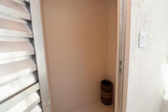 Área de Serviço de apartamento para alugar com 2 quartos, 90m² em Itapuã, Salvador