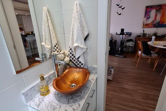 Sala de apartamento à venda com 2 quartos, 62m² em Petrópolis, Porto Alegre