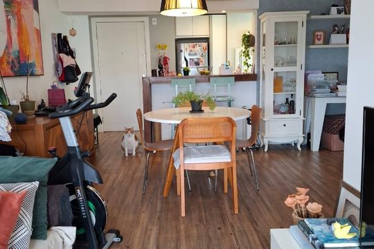 Sala de apartamento à venda com 2 quartos, 62m² em Petrópolis, Porto Alegre