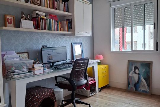Quarto de apartamento à venda com 2 quartos, 62m² em Petrópolis, Porto Alegre