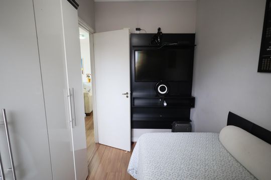 Quarto 2 de apartamento à venda com 2 quartos, 50m² em Centro, Osasco