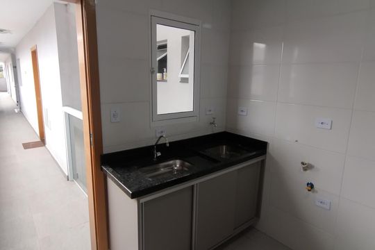 Cozinha de apartamento para alugar com 2 quartos, 48m² em Vila Carrão, São Paulo