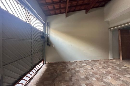 Garagem de casa para alugar com 3 quartos, 580m² em Parque das Nações , Barueri