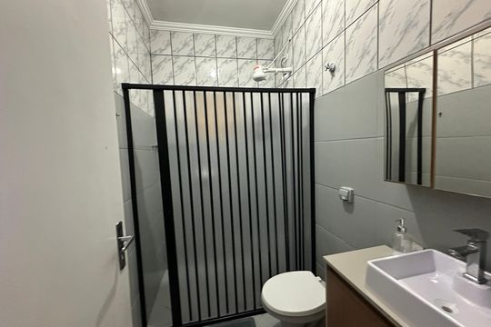 Banheiro 1 de casa para alugar com 3 quartos, 580m² em Parque das Nações , Barueri