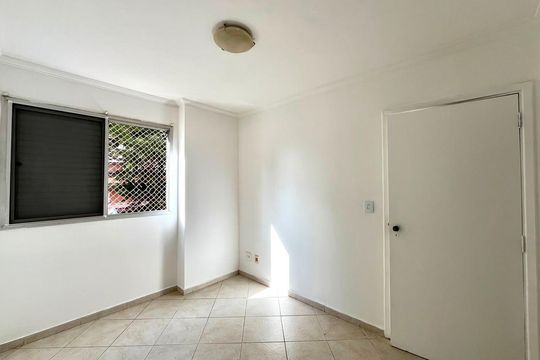 Quarto de apartamento para alugar com 1 quarto, 53m² em Cambuí, Campinas