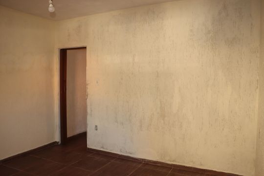 Casa à venda com 3 quartos, 70m² em Jardim Rodolfo Pirani, São Paulo