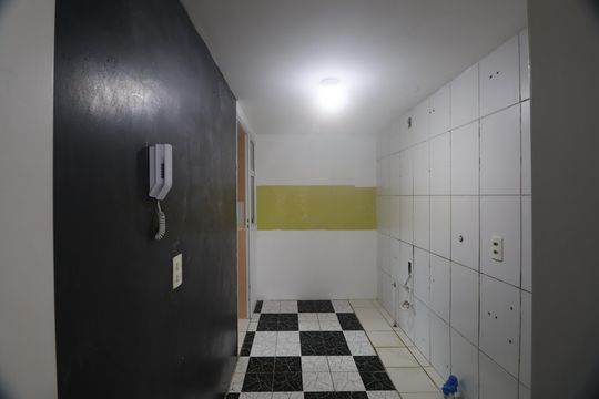 Cozinha de apartamento à venda com 2 quartos, 50m² em Mato Grande, Canoas