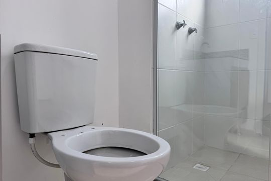 Suíte - Banheiro de apartamento para alugar com 2 quartos, 46m² em Recreio dos Bandeirantes, Rio de Janeiro