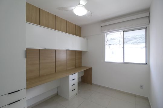 Quarto 1 de apartamento à venda com 2 quartos, 50m² em Jacarepaguá, Rio de Janeiro