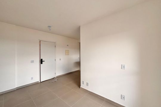 Apartamento para alugar com 2 quartos, 58m² em Jardim das Belezas, Carapicuíba