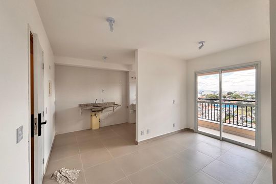 Apartamento para alugar com 2 quartos, 58m² em Jardim das Belezas, Carapicuíba