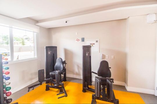 Apartamento para alugar com 2 quartos, 58m² em Jardim das Belezas, Carapicuíba