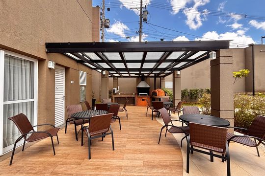 Apartamento para alugar com 2 quartos, 58m² em Jardim das Belezas, Carapicuíba
