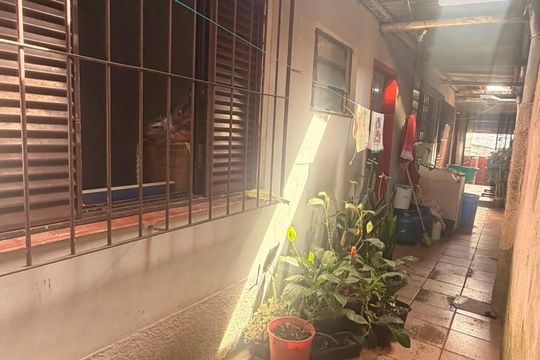 Área externa de casa à venda com 2 quartos, 143m² em Ferrazópolis, São Bernardo do Campo