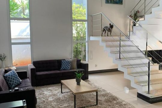 Casa para alugar com 4 quartos, 390m² em Alphaville Dom Pedro, Campinas
