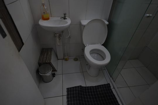 Banheiro de apartamento à venda com 3 quartos, 54m² em Padroeira, Osasco