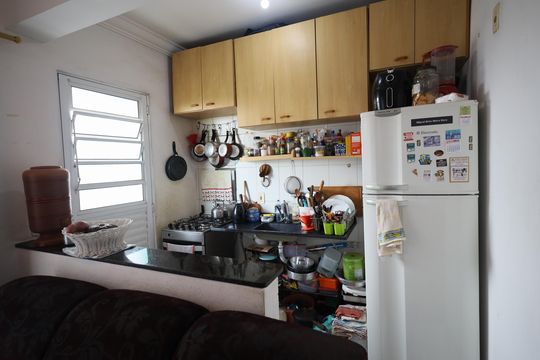 Cozinha de apartamento à venda com 3 quartos, 54m² em Padroeira, Osasco