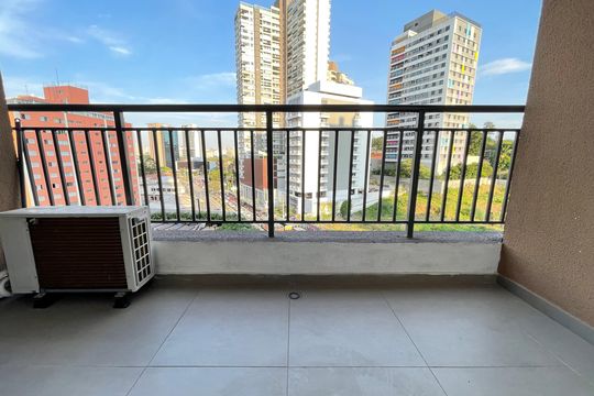 Varanda de kitnet/studio para alugar com 1 quarto, 27m² em Butantã, São Paulo