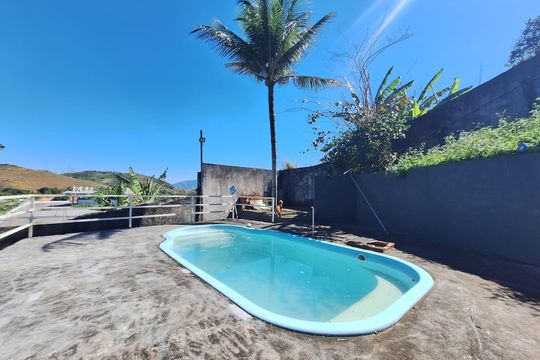 Piscina de casa para alugar com 2 quartos, 100m² em Vila Santa Cruz, Duque de Caxias