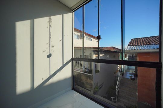 Vista da Suíte 2 de casa para alugar com 2 quartos, 75m² em Ingleses do Rio Vermelho, Florianópolis