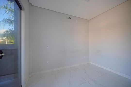 Suíte 1 de casa para alugar com 2 quartos, 75m² em Ingleses do Rio Vermelho, Florianópolis
