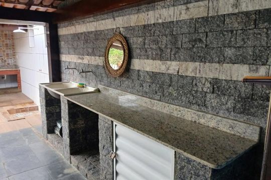 Área de serviço de casa para alugar com 2 quartos, 80m² em Cantinho do Mar, Rio das Ostras