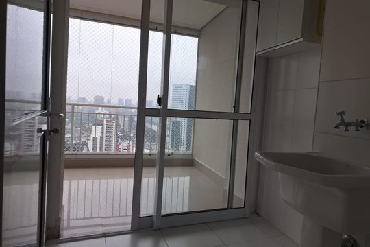 Área de serviço de apartamento para alugar com 2 quartos, 75m² em Pinheiros, São Paulo