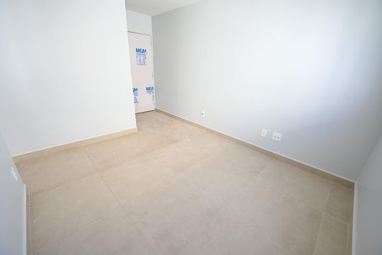 Apartamento para alugar com 2 quartos, 42m² em Setor Grajaú, Goiânia