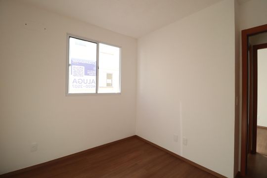 Quarto 2 de apartamento para alugar com 2 quartos, 42m² em Jardim Patricia, Uberlândia